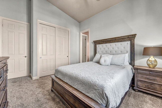 Building Photo - 1520 Taos Ln