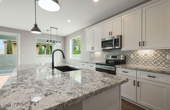 Building Photo - 2517 N 56th St