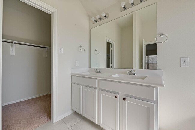 Building Photo - 20323 Creekdale Bend Dr