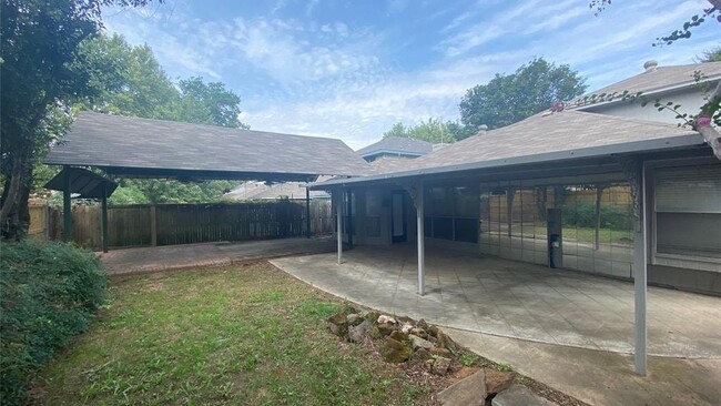 Building Photo - 8612 Brushy Creek Trail