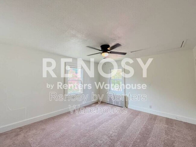 Building Photo - 1084 Norview Ave