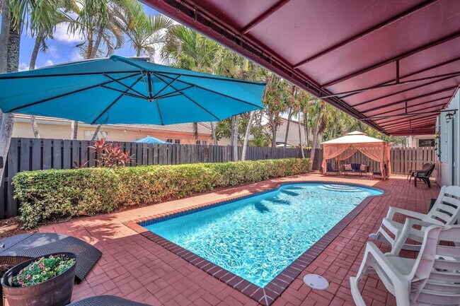 Building Photo - 15963 SW 97th Terrace