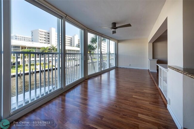Building Photo - 3101 NE 47th Ct