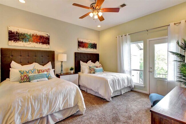 Building Photo - 2208 Trailside Dr