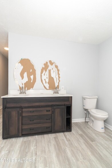 Building Photo - 770 Mahoney Rd