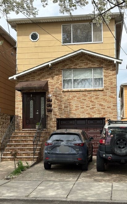 Building Photo - 608 Bergen St