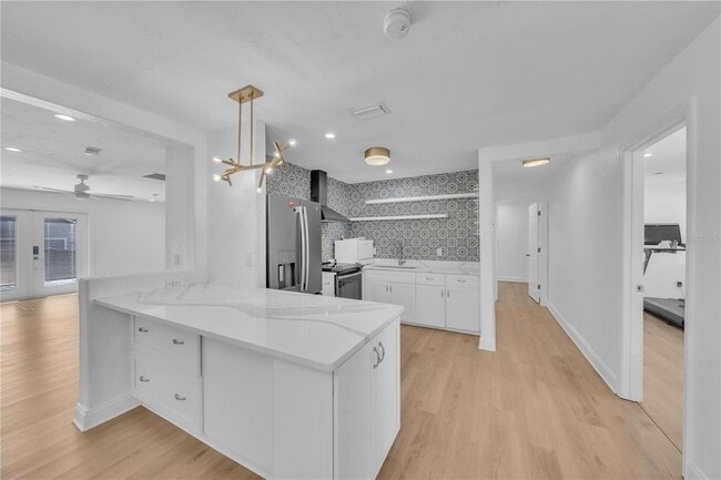 Building Photo - 314 W Frances Ave