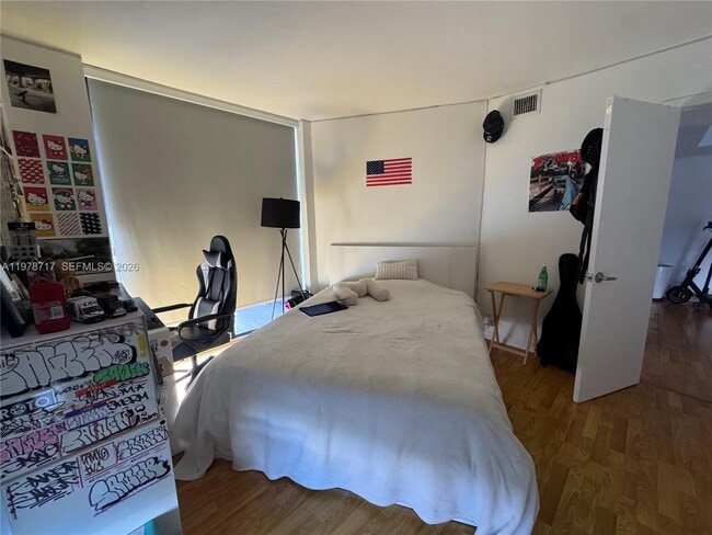 Building Photo - 3300 NE 191st St