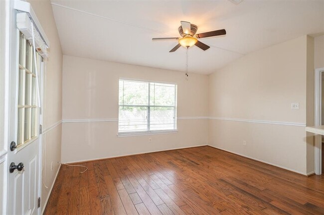 Building Photo - 170 Masonwood Dr