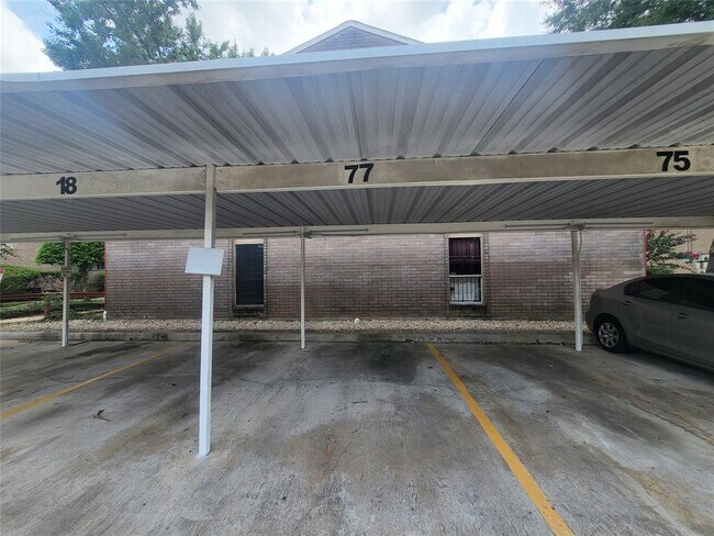Building Photo - 12955 Woodforest Blvd