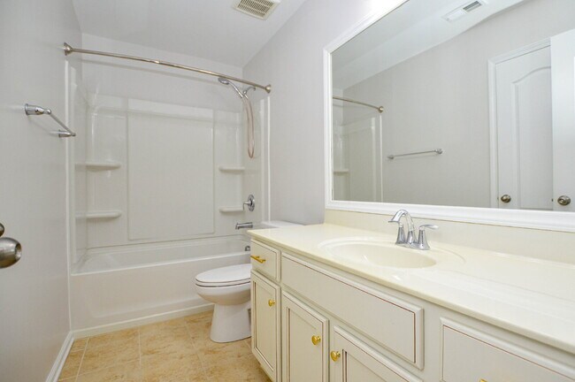 Building Photo - 2037 Ice Lake Ct