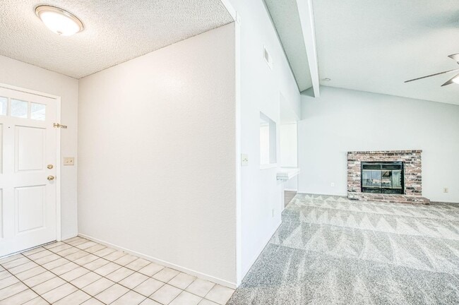 Building Photo - 6364 N Barcus Ave