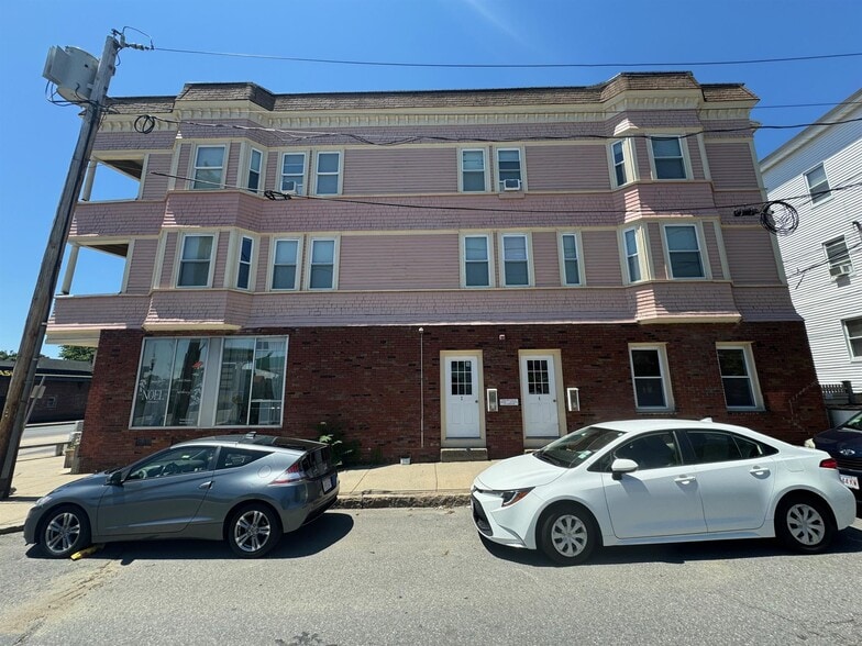 Building Photo - 38 Craigie St