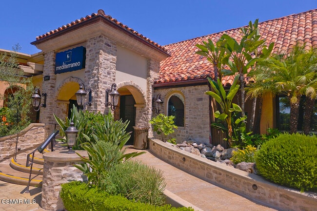 Building Photo - 31515 Lindero Canyon Rd