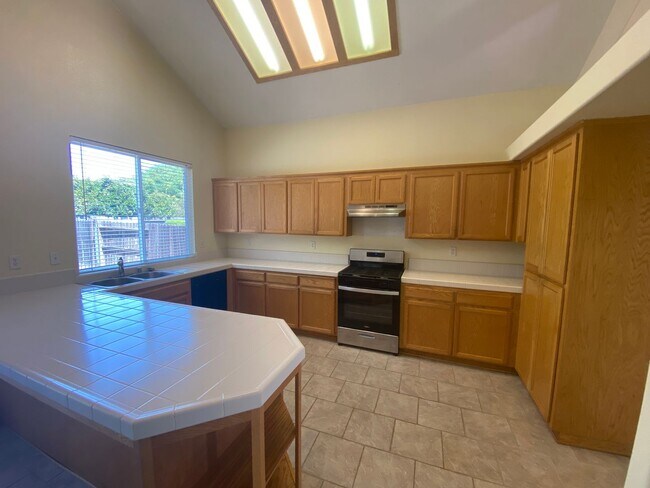 Building Photo - 9409 Viridian Way