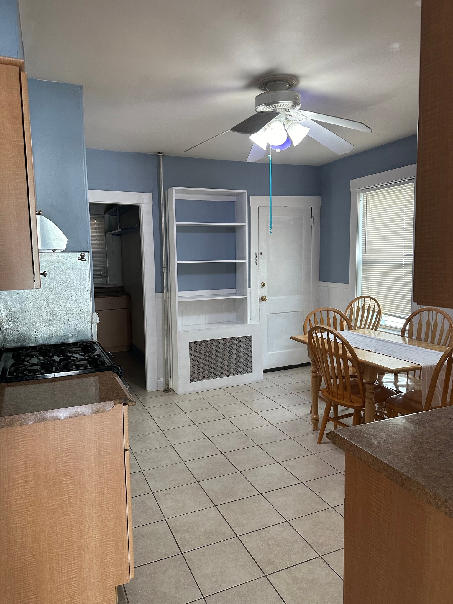 Building Photo - 24 Olcott St