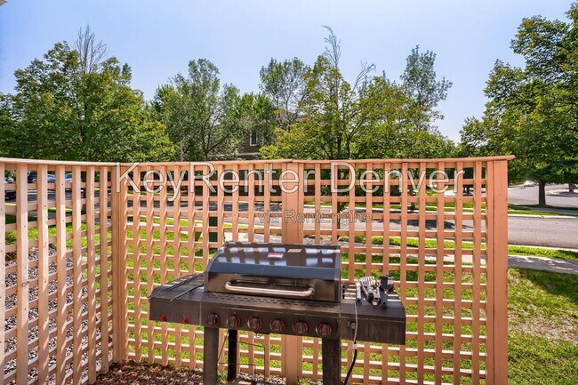 Building Photo - 3852 Rabbit Mountain Rd