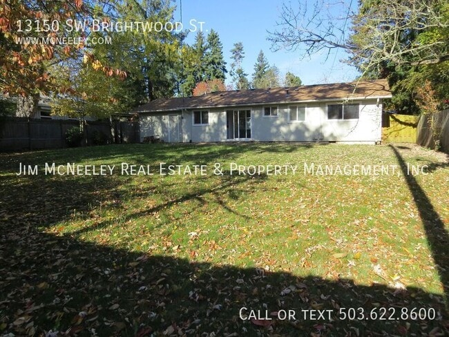 Building Photo - 13150 SW Brightwood St