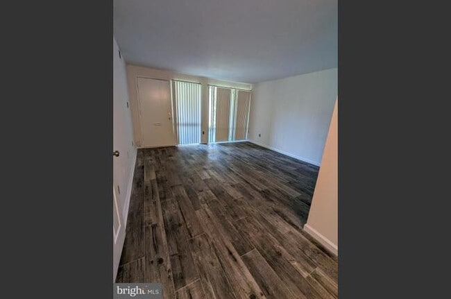 Building Photo - 7252 Donnell Pl