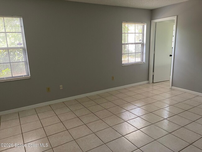 Building Photo - 1122 Jericho Ave NW