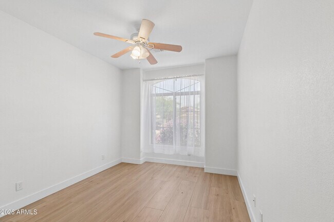 Building Photo - 4349 E Smokehouse Trail