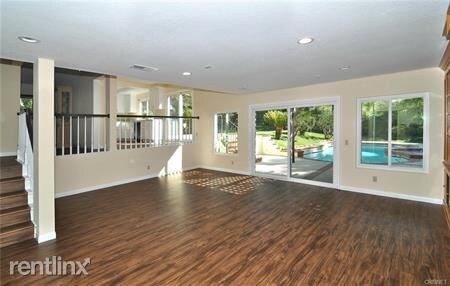 Building Photo - 7252 Elmsbury Ln