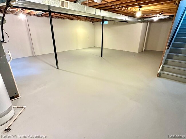 Building Photo - 31404 Hunters Cir Dr