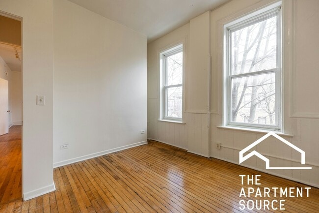 Building Photo - 2059 N Clifton Ave