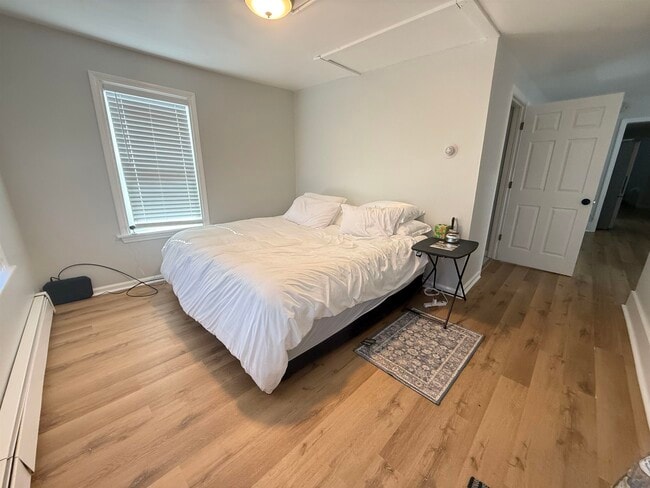 Building Photo - 57 Forest St