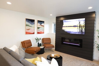 Building Photo - 3921 I St