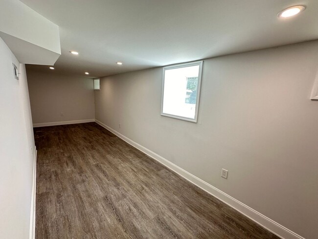 Building Photo - W 8th Ave 403-405 &amp; Belmont Ave 1523 RGI