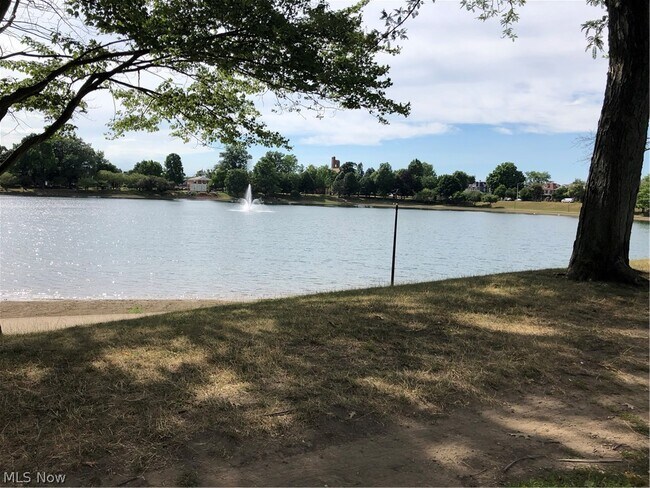 Building Photo - 153 3rd St NW