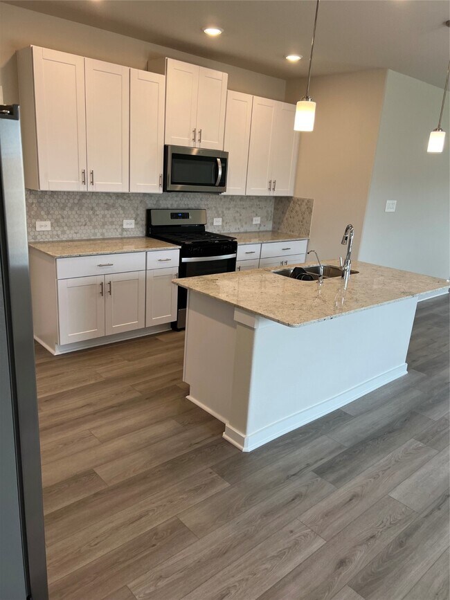 Building Photo - 1722 Cayden Oak Ln