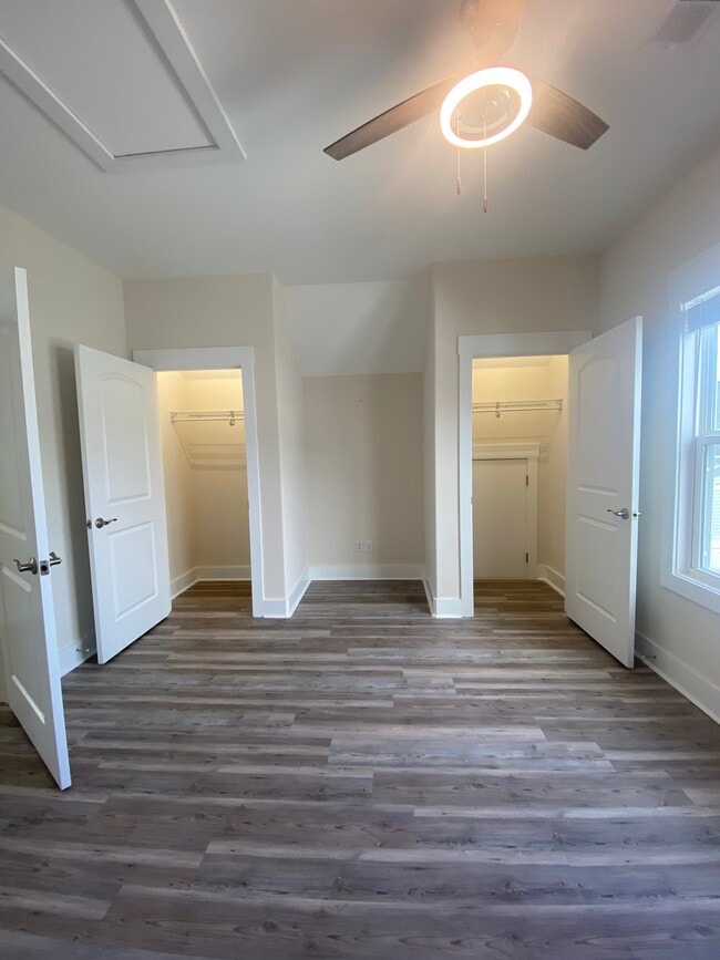 Building Photo - 137 Marblehead Dr