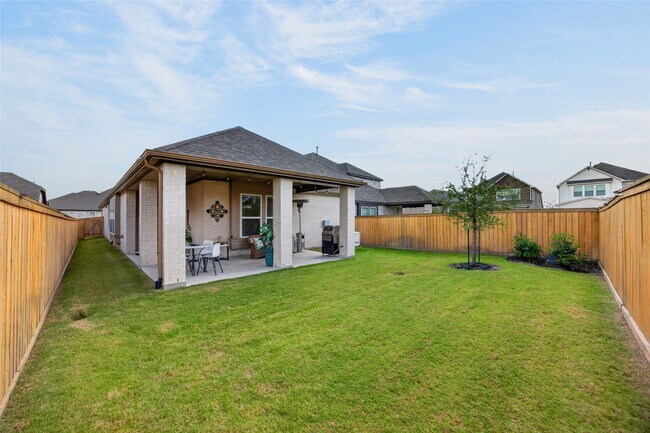 Building Photo - 21207 Electric Lgt Trl