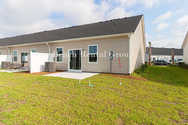 Building Photo - Gorgeous End Unit in Myrtle Beach