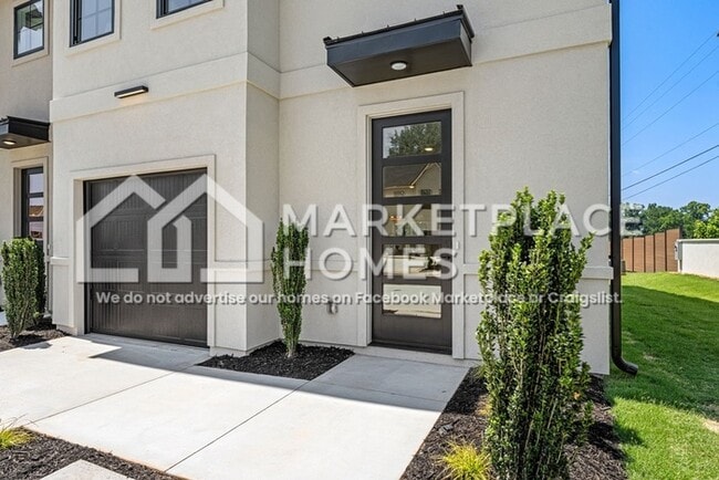 Building Photo - 115 Taverly Dr