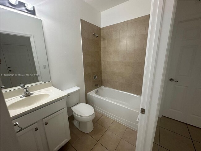 Building Photo - 15170 SW 119th Way