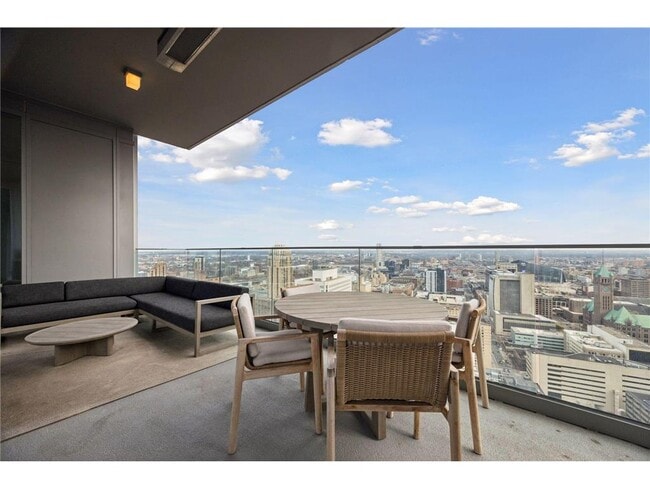 Building Photo - 255 Hennepin Ave