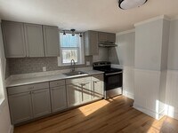 Building Photo - 623 S Main St