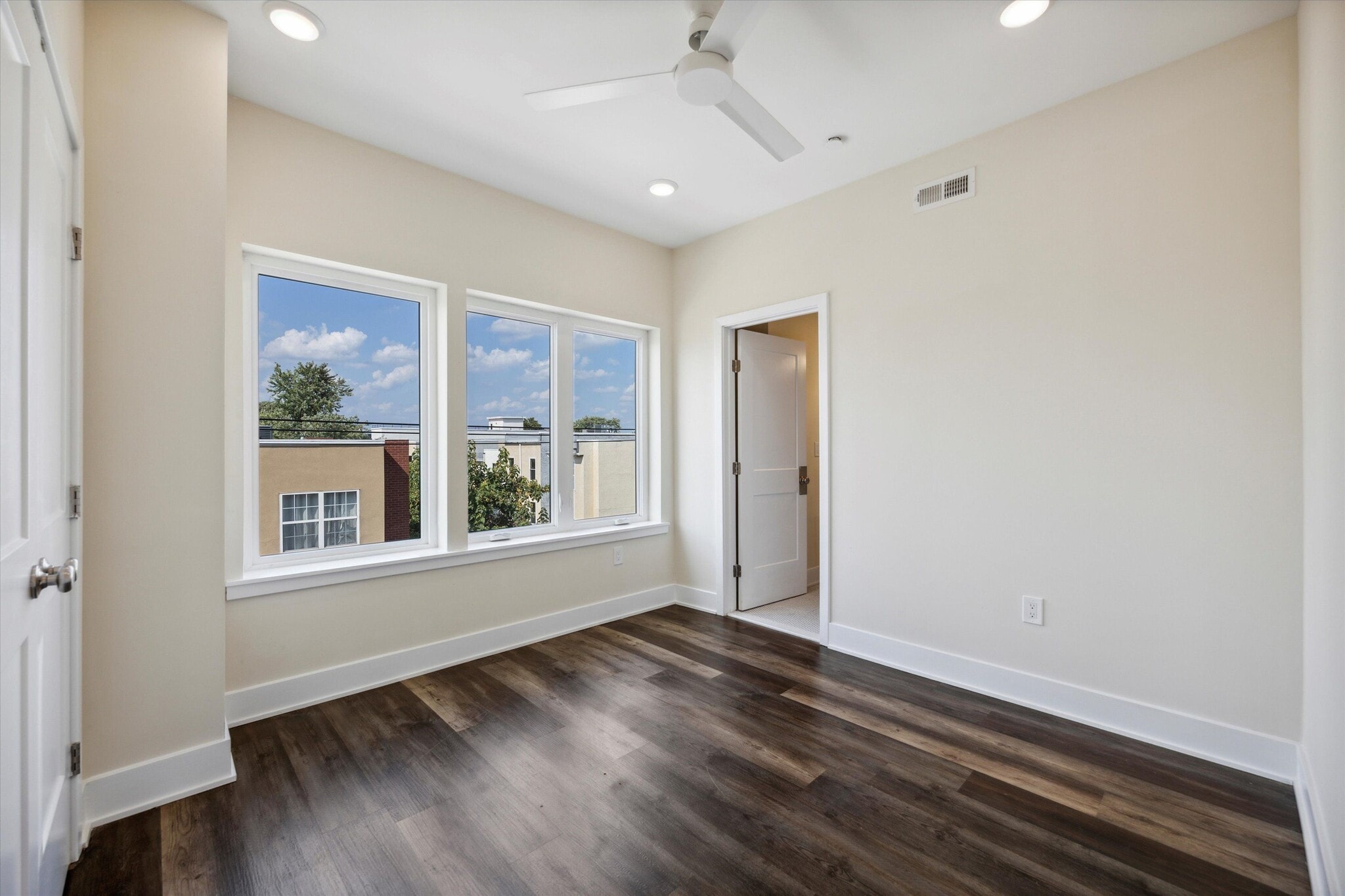 Building Photo - 1804 W Berks St