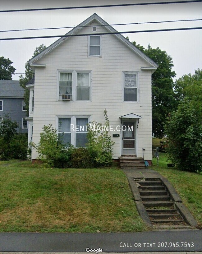 Building Photo - 445 Main St