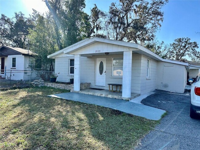 Building Photo - 2003 E Humphrey St