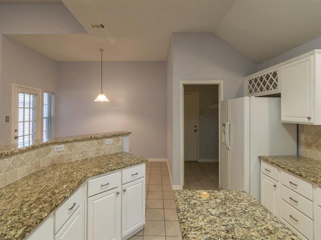 Building Photo - 7414 Sand Pine Dr