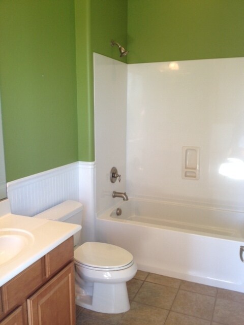 Building Photo - 27701 N Higuera Dr