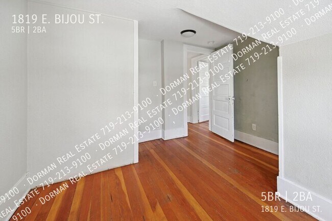 Building Photo - 1819 E Bijou St