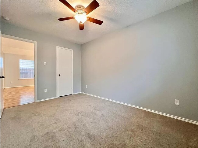 Building Photo - 4722 Cypress Dawn Ln