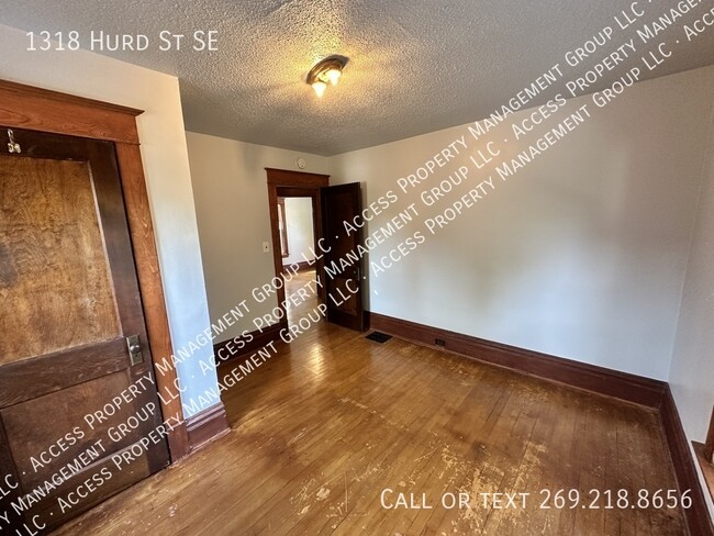 Building Photo - 1318 Hurd St SE