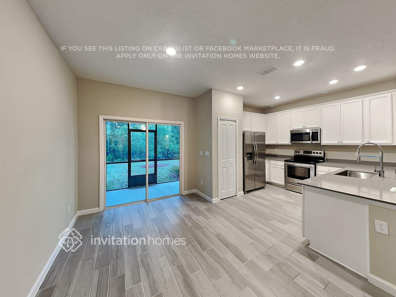 Building Photo - 13289 Shore Grass Dr