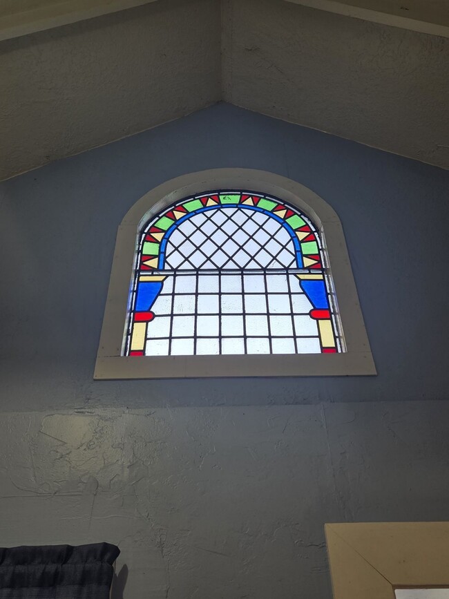 Building Photo - 1764 SE Douglas Ave